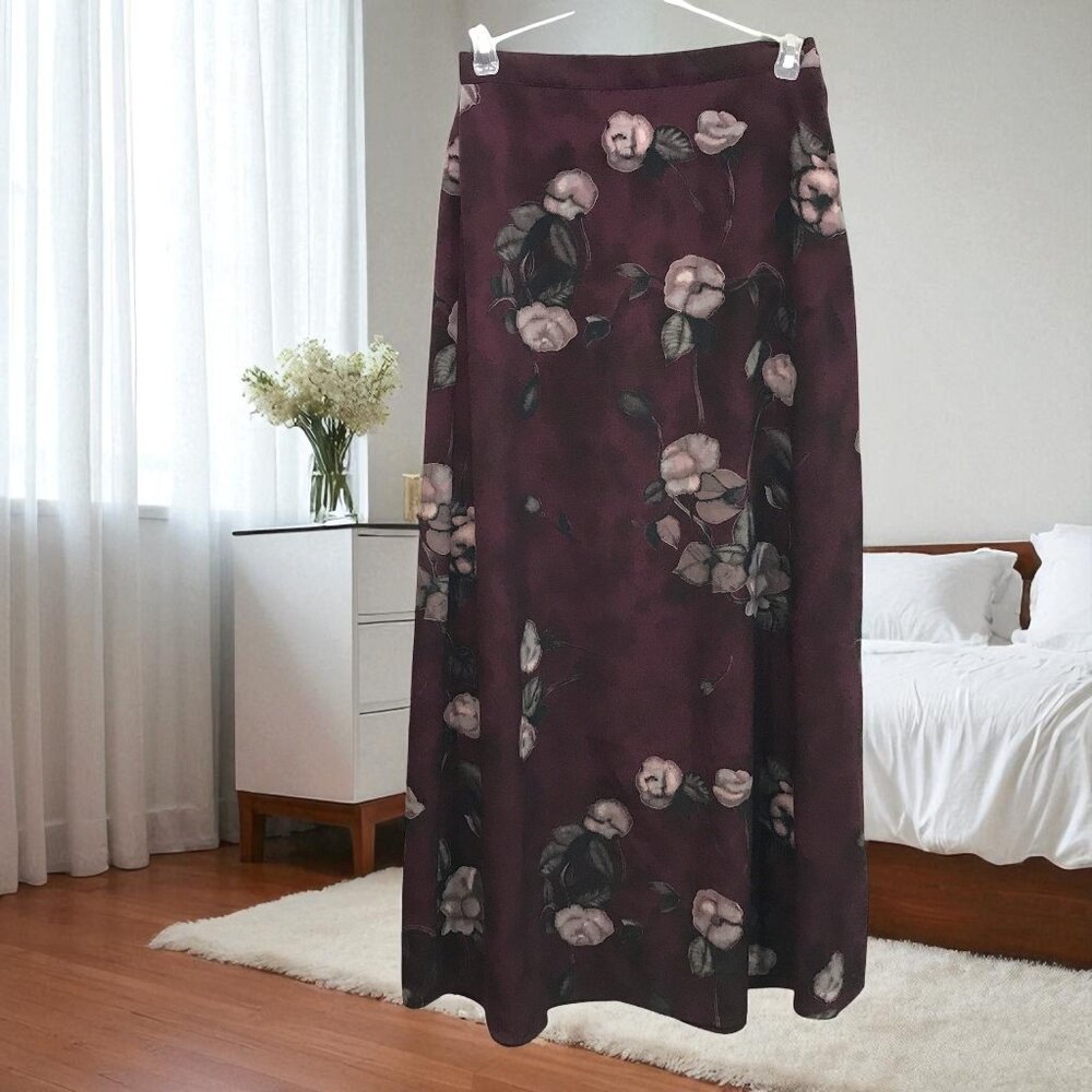 Lightweight Purple Floral Maxi Skirt S, Casual Corner